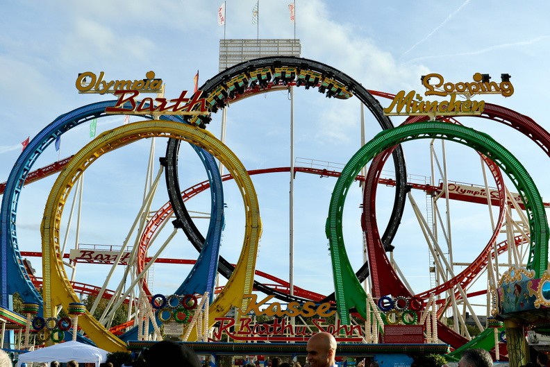 Olympia Looping - R. Barth.jpeg
