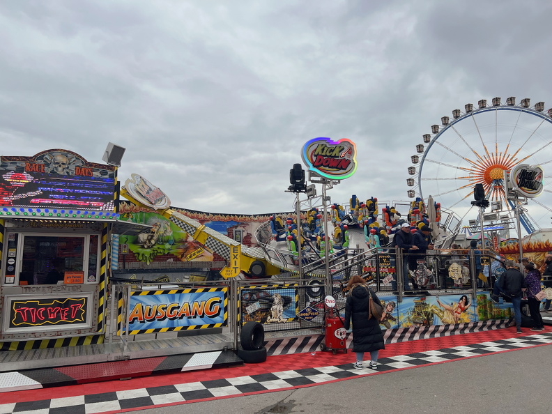 Kick Down - M. Landwermann (2).jpeg